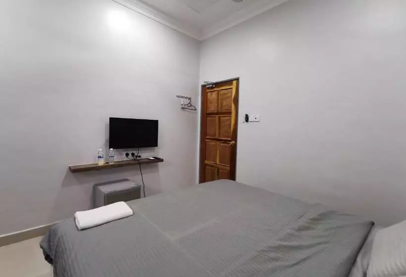 هتل Oyo 90218 Kbkb Homelystay