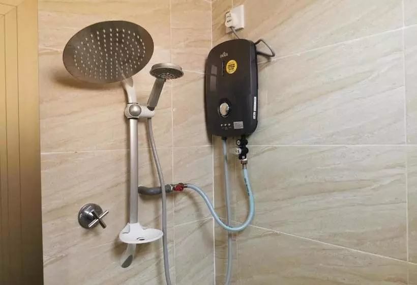 هتل Oyo 90218 Kbkb Homelystay