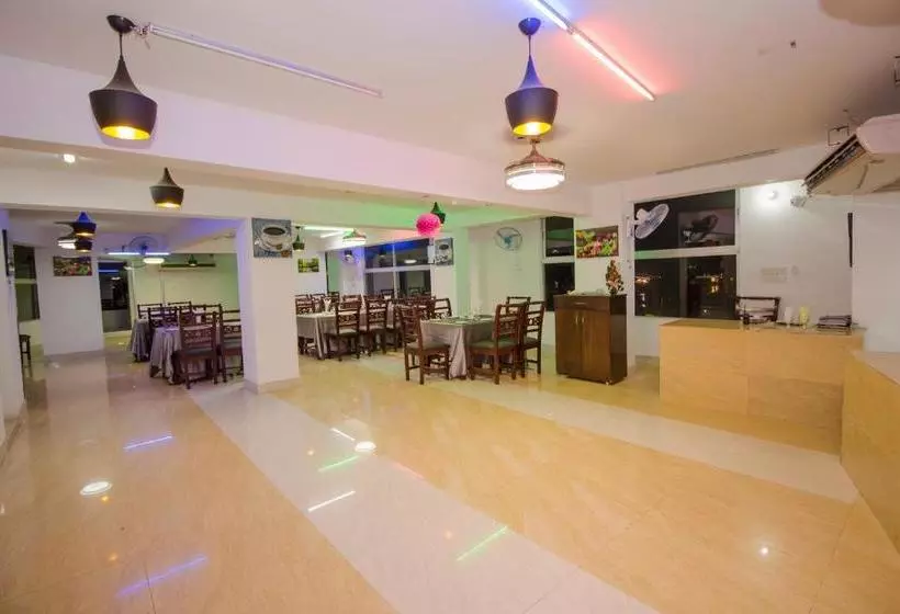 هتل Progati Inn
