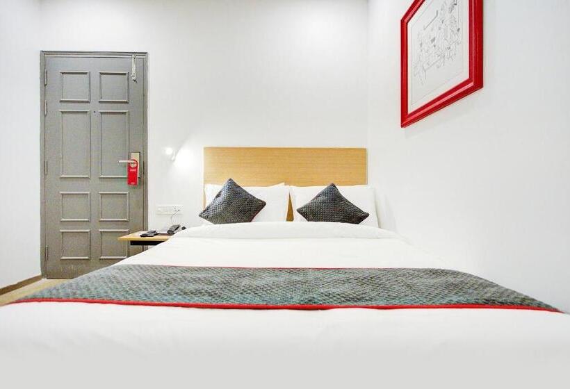 Hotel Super Townhouse Townhouse Atal Chowk Indirapuram Ghaziabad