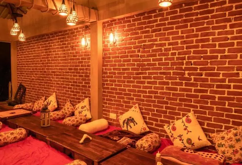Mazel Tov Hostel Tirthan