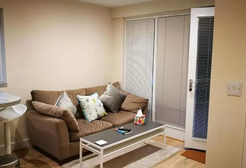 ペンション Lowghyll Suite