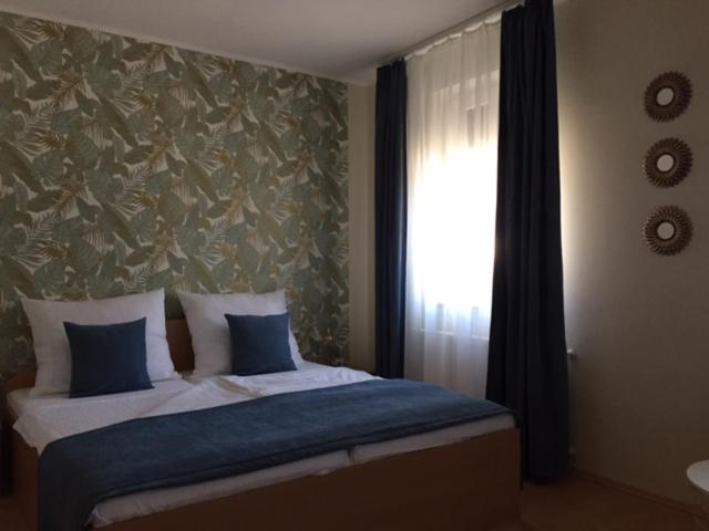 مبيت وإفطار Kikerics Vendégház