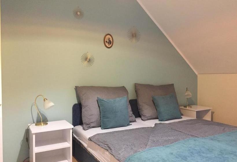 مبيت وإفطار Kikerics Vendégház