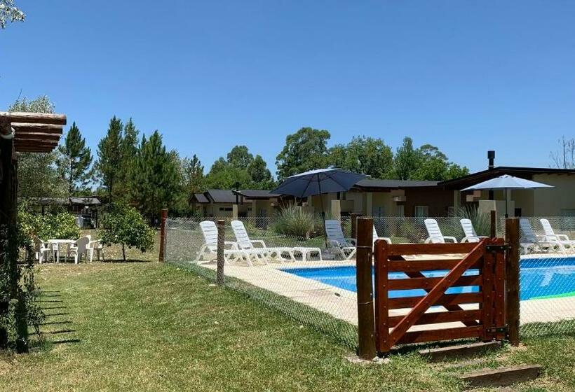 Complejo La Querencia De Colón