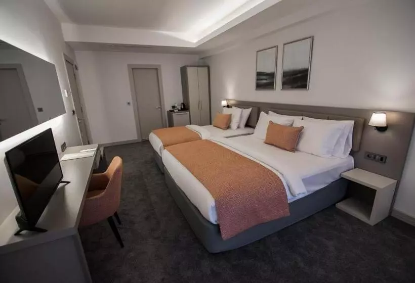 Dovv Hotel Busıness