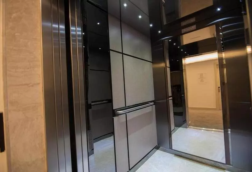 Dovv Hotel Busıness