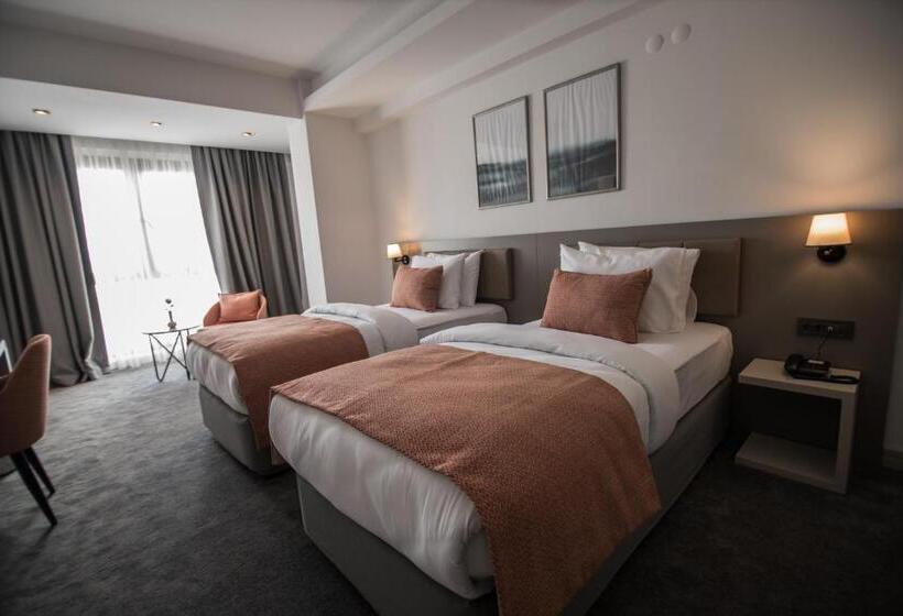 Dovv Hotel Busıness