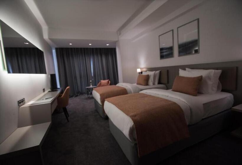 Dovv Hotel Busıness