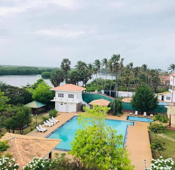 فندق Chilaw City