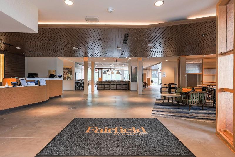 酒店 Fairfield Inn & Suites Marquette
