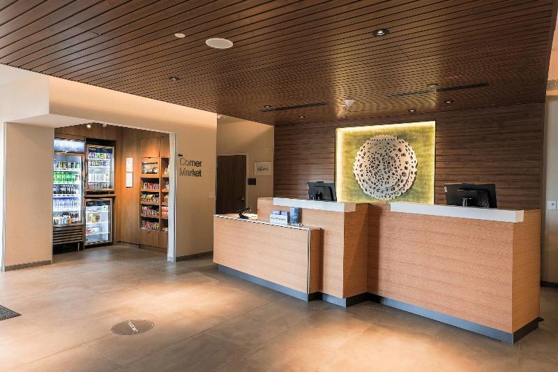 酒店 Fairfield Inn & Suites Marquette