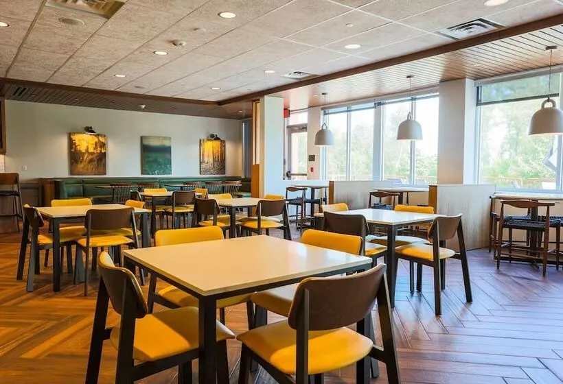 Hotelli Fairfield Inn & Suites Marquette