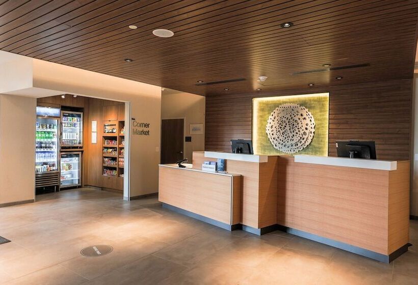 酒店 Fairfield Inn & Suites Marquette