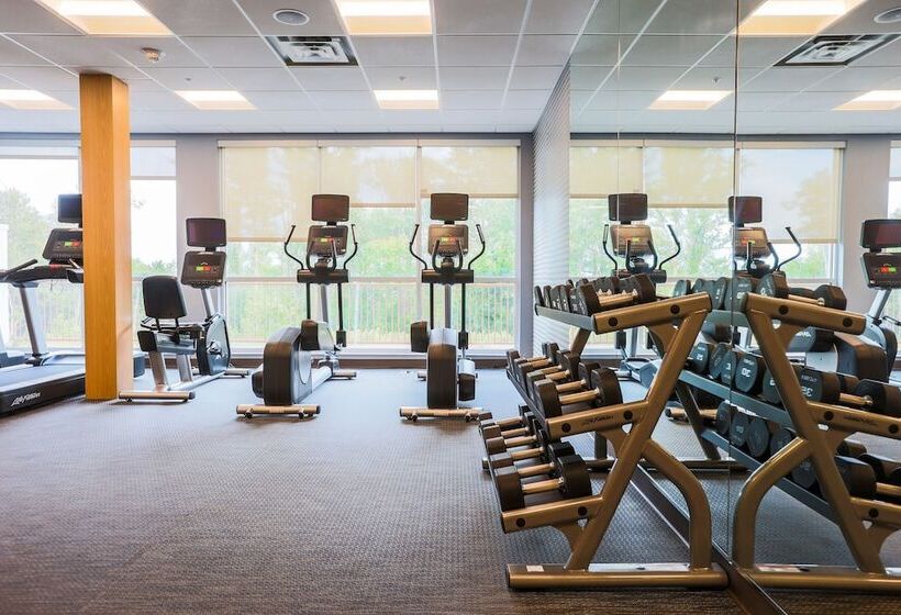 酒店 Fairfield Inn & Suites Marquette