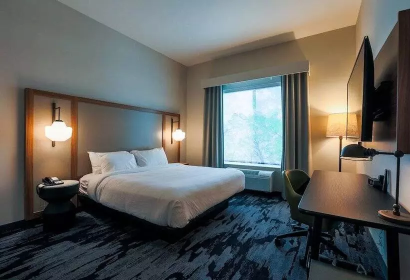 Hotelli Fairfield Inn & Suites Marquette