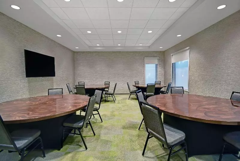 Hotelli Home2 Suites By Hilton Atlanta Airport North