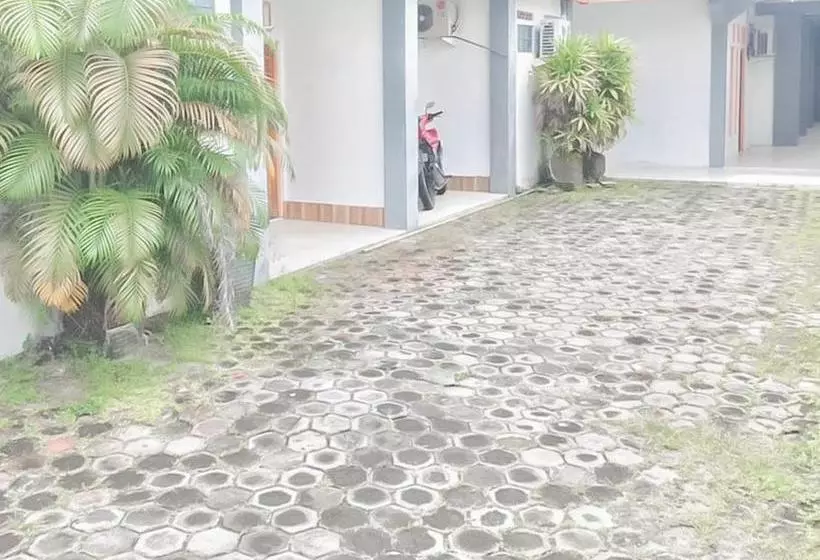 ホテル Koolkost Near Universitas Muhammadiyah Palangkaraya
