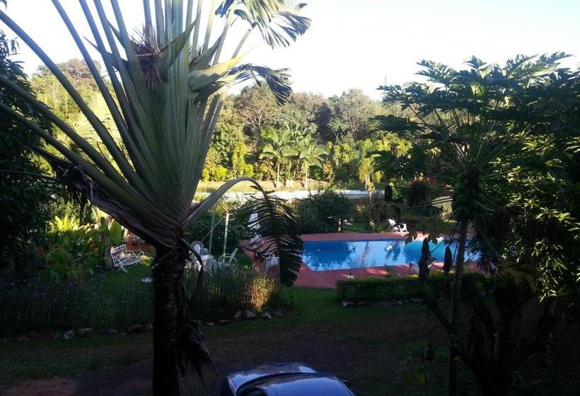 Hotel Y Residencial Amigos