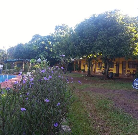 Hotel Y Residencial Amigos