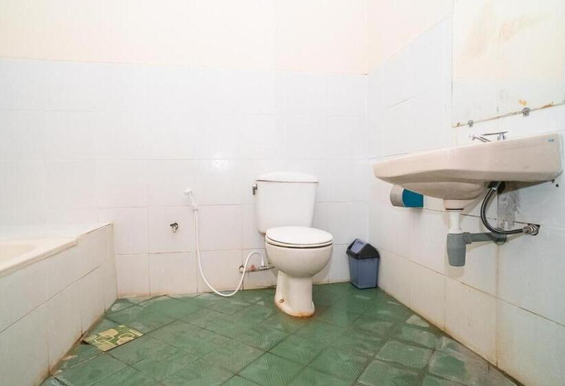 בית מלון כפרי Reddoorz Near Kampus 3 Uty Yogyakarta