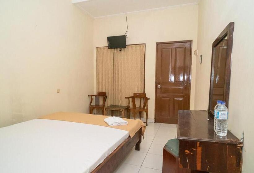 בית מלון כפרי Reddoorz Near Kampus 3 Uty Yogyakarta