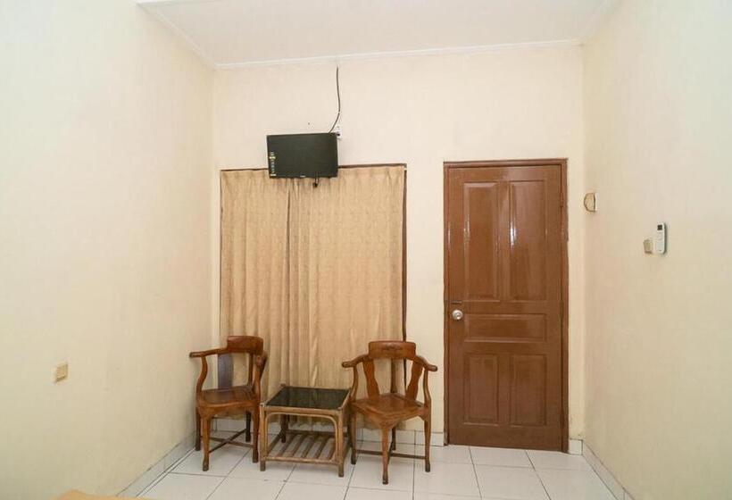 בית מלון כפרי Reddoorz Near Kampus 3 Uty Yogyakarta