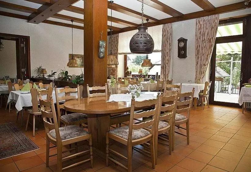 Hotelli & Restaurant Krone