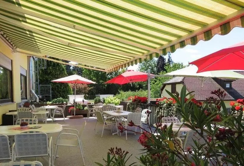 Hotelli & Restaurant Krone