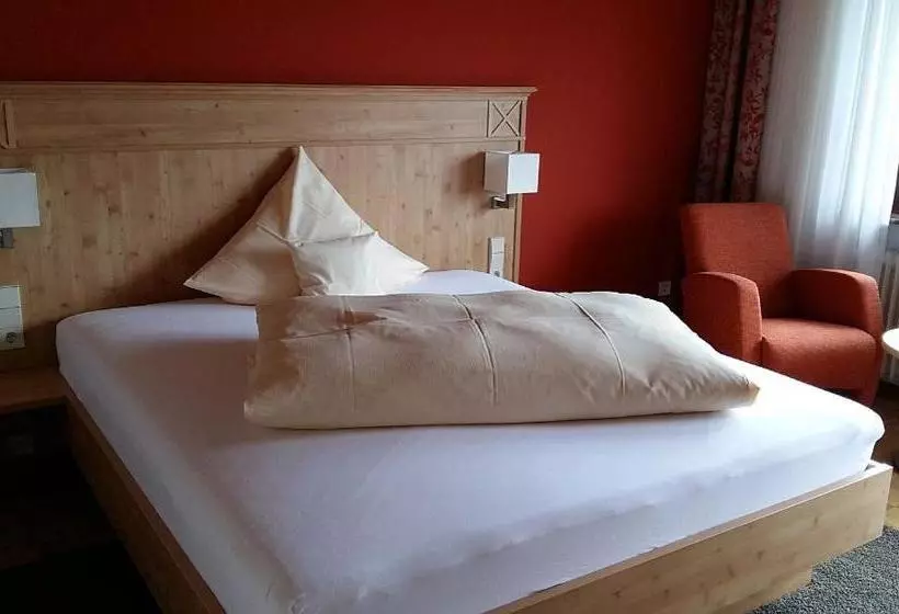 Hotelli & Restaurant Krone