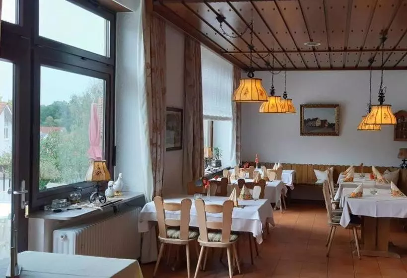 Hotelli & Restaurant Krone