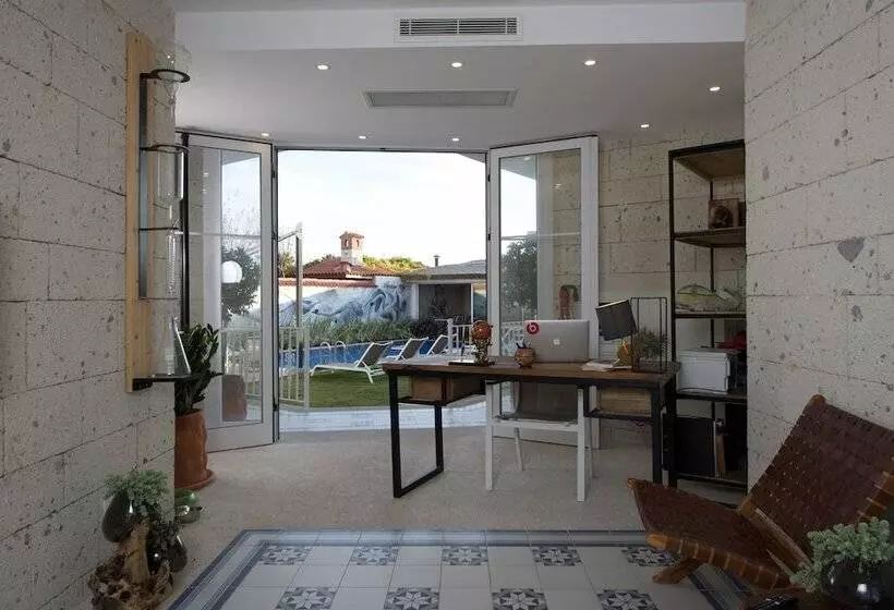 Rhodium Hotel Alaçatı