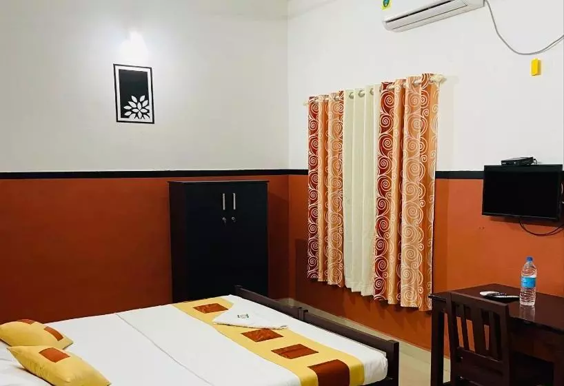 ホテル Valiyaparambil Residency