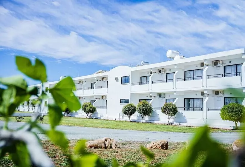 Konnos Bay Gardens