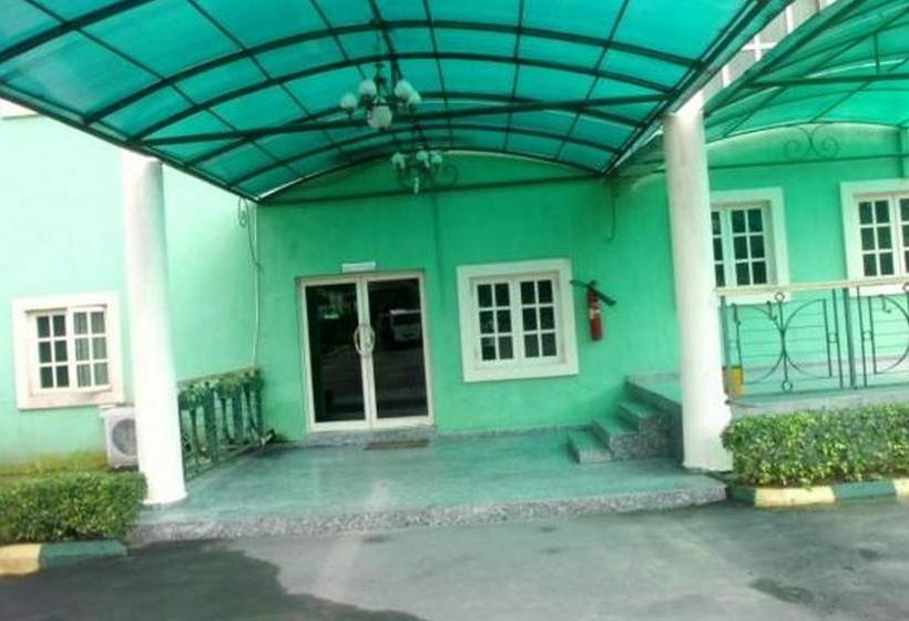 پانسیون Green Valley   Imperial Standard