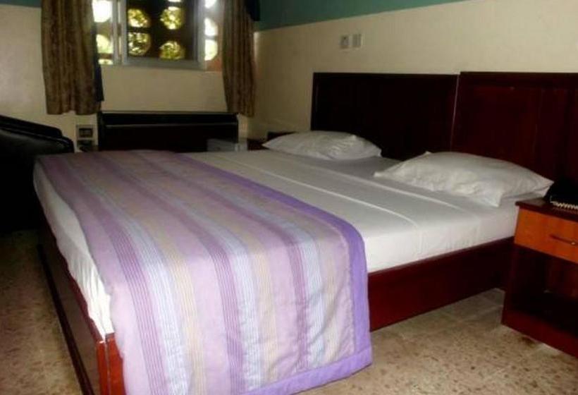 پانسیون Green Valley   Imperial Standard