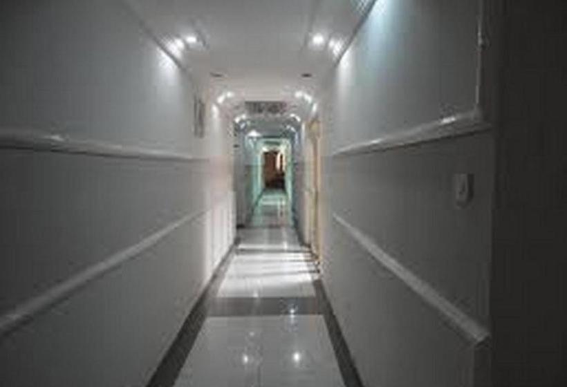 پانسیون Room In Lodge - Sdm Tavern Hotelsuper Comfort Hospitality