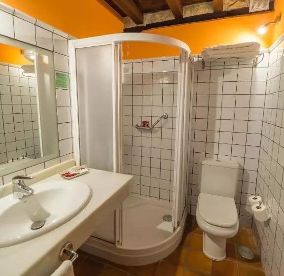 ユースホステル Posada La Robla