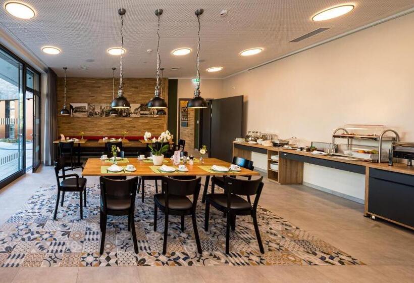 住宿加早餐  Neues Pastorat