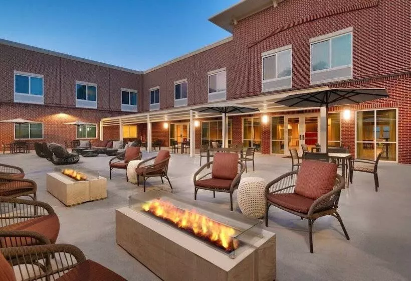Hotelli Courtyard By Marriott Atlanta Duluth Downtown