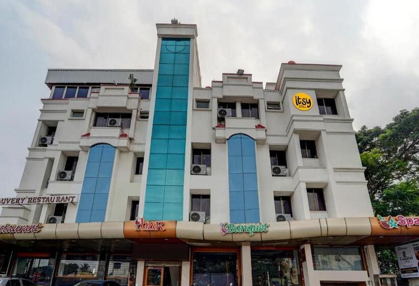 호텔 Itsy By Treebo   Coastal Grand Sathyam