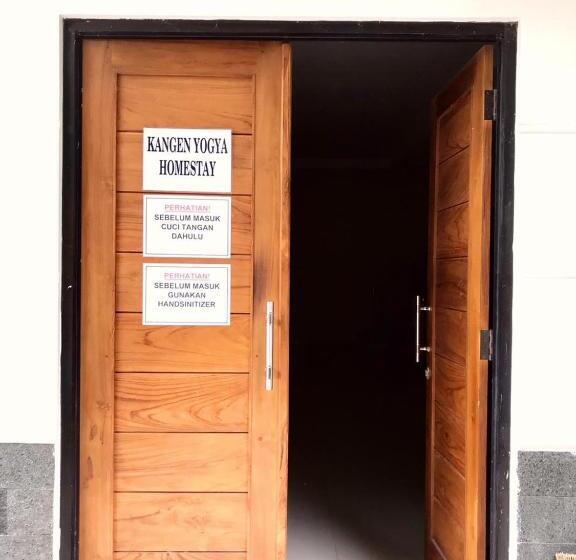 בית מלון כפרי Kangen Yogya Homestay Malioboro Mitra Reddoorz