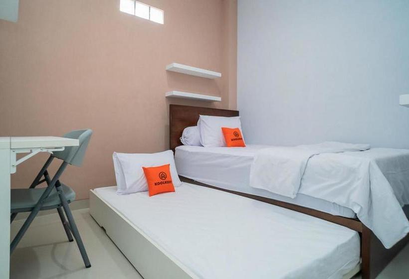 Hôtel Koolkost Syariah At Jl Danau Towuti Benhil  Minimum Stay 30 Nights