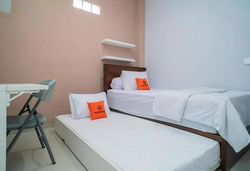 ホテル Koolkost Syariah At Jl Danau Towuti Benhil  Minimum Stay 30 Nights