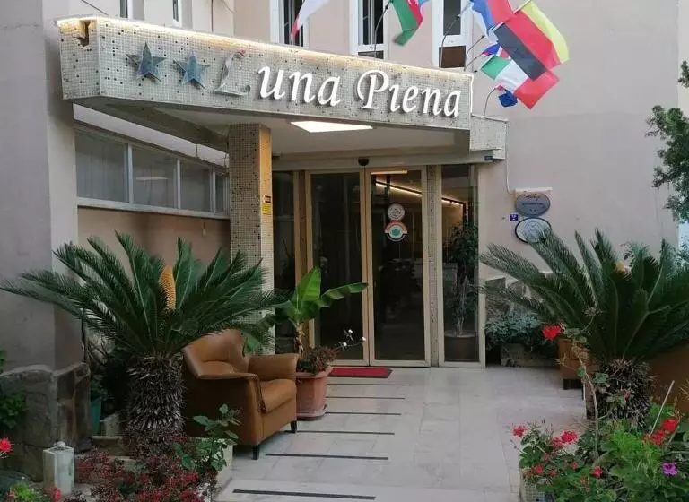هتل Luna Piena