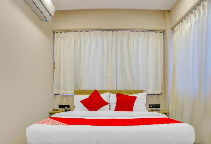 هتل Oyo 79075 Safal Rooms