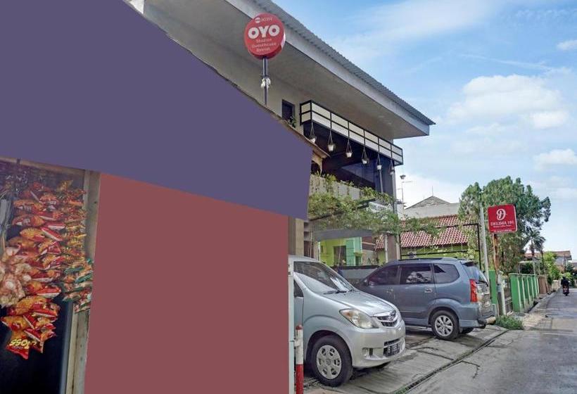 فندق Oyo 90314 Stadion Guesthouse Syariah