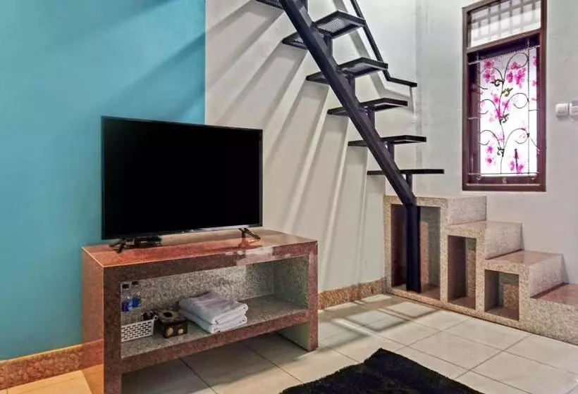 Hotelli Oyo 90314 Stadion Guesthouse Syariah