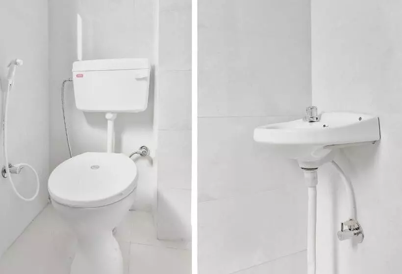 ホテル Oyo Jai1273 Rayal Inn