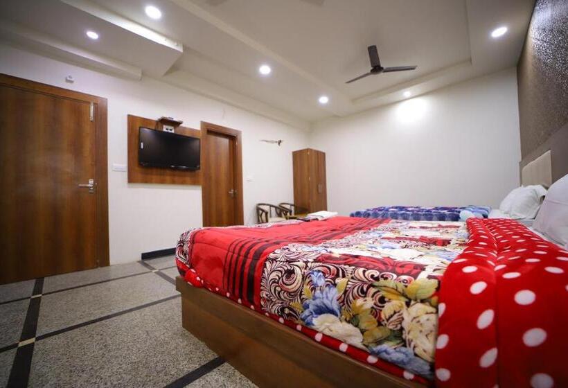 هتل Royal Phoenix